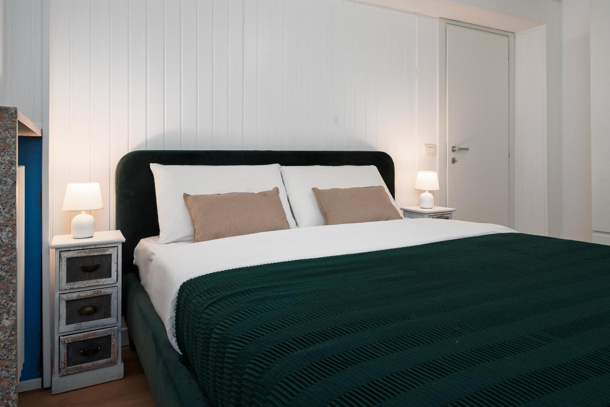 Classbnb - 5 Minutes From Citylife Apartment *